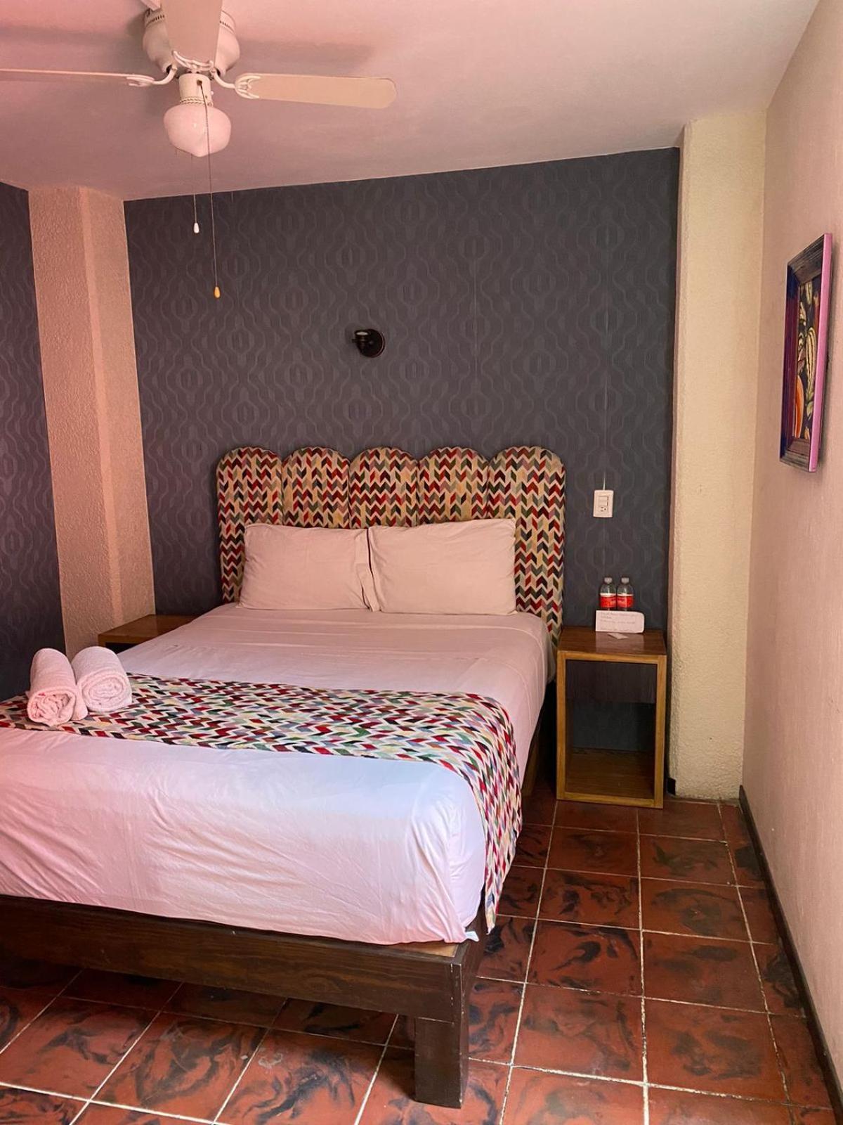 גואדלחארה Hotel Flamingos מראה חיצוני תמונה